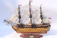 Maquette de Navire à Voiles HMS VICTORY en Bois Faite à la Main - Version Détaillée - Décoration d'Intérieur Personnalisable Polie Feng Shui - Objet de Collection