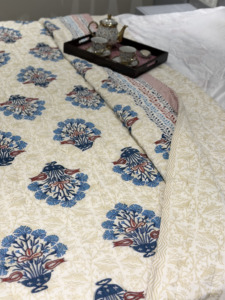 Pure Mulmul Cotton 100x100 <b>Quilt</b> Fabric Handmade Floral Printed Soft Razai Fabric for Home Textile Buyers - Product Image 2