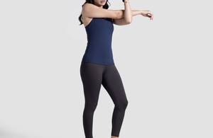 Venta al por Mayor de Camisetas sin Mangas para Mujer a Precio Económico, Camiseta Clásica sin Mangas Azul Marino, Estilo Activo y Elegante - Product Image 6