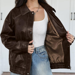 Veste en cuir pour femme, style moderne, collection hiver, fabriquée au Pakistan, conçue pour un look tendance et confortable. - Product Image 5