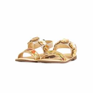 Sandalia Formal Tacón Niña Beige Modelo KD5684 - Product Image 3