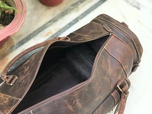 กระเป๋าเดินทางหนังแท้จากโรงงานผู้ผลิต น้ำหนักเบา พกพาสะดวก สไตล์เรโทร ขนาดใหญ่ จุของได้เยอะ ใช้เป็นกระเป๋าถือขึ้นเครื่องได้ - Product Image 6