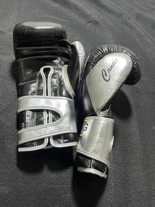 Gants de boxe personnalisables No Boxing No Life - Cuir de vachette de haute qualité, rembourrage épais à 4 couches, fermeture à lacets, respirants, MMA - Product Image 3