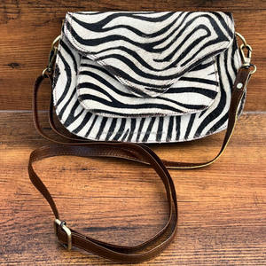 Bolso bandolera de piel de animal, bolso de cuero bohemio gitano, de cuero auténtico, hecho a mano Vintage, estilo occidental, multiusos, novedad - Product Image 2