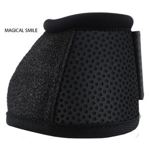 Botas de protección para caballos de alta calidad, diseñadas para brindarle a tu caballo una protección excepcional y un excelente agarre para montar, carreras y entrenamiento. - Product Image 1