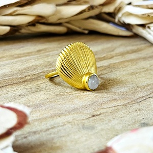 Hot Selling Boho Moonstone Seashell Rings Tribal Brass Ring For Women 18k Gold Plated Beach Theme Fan Jewelry Wholesale/OEM/ODM - Product Image 3