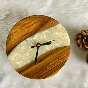 Horloge murale carrée en bois et résine époxy pour cadeaux et décoration intérieure, dernière collection, horloge de qualité supérieure pour restaurant et hôtel - Product Image 4