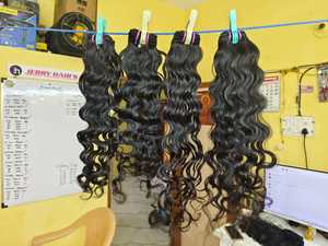 Extensions de cheveux humains indiens bruts de style birman, texture bouclée, tissage de cheveux Remy, ondulations profondes naturelles non traitées, cheveux coupés à la machine - Product Image 4