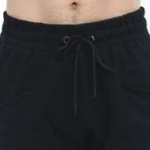 Shorts de trekking noirs pour hommes, shorts décontractés à cordon de serrage, shorts confortables pour l'entraînement estival, la salle de sport et les activités de plein air - Product Image 2