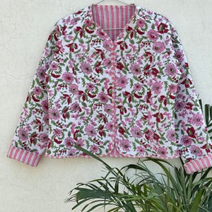 <b>Women</b> Quilted Cotton <b>Jacket</b> Floral Print Full Sleeve V-Neck <b>Spring</b> Outerwear Button Closure Regular Length - Product Image 1