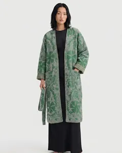 Chaqueta Larga de Lujo en Terciopelo Gris Tejido con Algodón Suzani, Bordada con Diseño Floral Verde, Estilo Bohemio, Manga Larga, Ropa de Abrigo para Invierno - Product Image 3