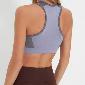 Women's Gray Seamless Sports <b>Bra</b> Scoop <b>Neck</b> <b>Halter</b> Medium Support Yoga Wear Color Blocking Ribbed Style - Product Image 2