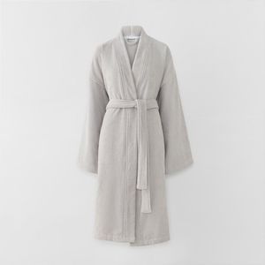 Albornoz de Lujo Unisex de Algodón, Elegante y Ligero con Textura de Palomitas, Diseño Duradero para Hoteles y Spas, Ropa Cómoda para Descansar - Product Image 3