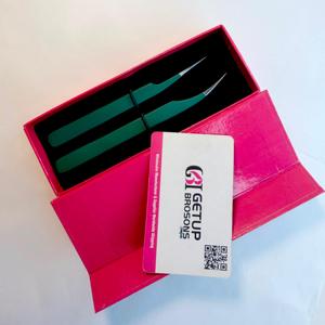 GETUP BROSONS แหนบดัดขนตาสแตนเลส ดอลฟิน กรีน ปลายเรียบ บรรจุกล่อง - Product Image 1