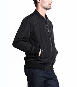 Blouson aviateur pour hommes de haute qualité avec logo personnalisé col montant doublure en satin fait polyester nylon pour un confort durable - Product Image 4