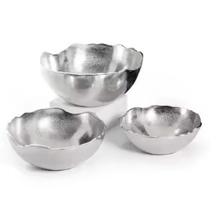 ชามเสิร์ฟสแตนเลสสีเงินหรูหราพร้อมฐานรูปดอกแมกโนเลียสีทอง ชามสลัดผลไม้โลหะสวยงามสำหรับตกแต่งบ้านและโรงแรม - Product Image 4