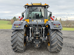 NUEVO Tractor Agrícola JCBB Fastrac 4220 ICON 2023 con Cargador MX U514+, 230HP, Componentes Principales: Bomba y Caja de Cambios, Compre Ahora, Calidad Premium - Product Image 5