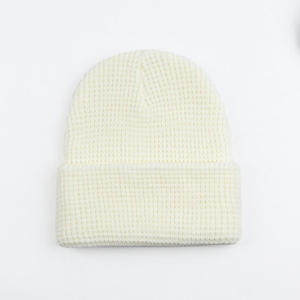 Gorros de punto acanalado al por mayor, gorros de punto con parche personalizado, precio de fábrica, gorros de punto estilo streetwear - Product Image 6