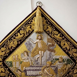 Aer/chalice liturgique orthodoxe brodé à la main sur mesure avec scène de la Résurrection - Product Image 2