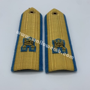 Épaulettes d'officier du grade supérieur du Brunei royal entièrement personnalisées, brodées en or de qualité supérieure - Product Image 1