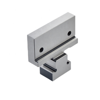 Etau modulaire de précision manuel à quatre postes de travail D50x50x400 avec matériau 20CrMnTi et précision de 0,005 mm