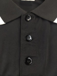 Chemise noire à manches courtes pour homme avec imprimé flamme blanche, tricotée 100 % coton, respirante, design décontracté, style boutonné sur le devant - Product Image 4