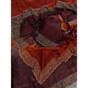 Sari en soie de créateur avec broderie originale Jarkhan Diamond pour mariages - Product Image 4