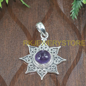 Colgante de Sol con Gema de Amatista, Hecho a Mano, Plata de Ley 925, Diseño Floral Mandala Boho, Joyería Espiritual, Regalo para Mujeres y Unisex - Product Image 5