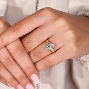 Anillo ovalado de tres piedras en oro amarillo con diamante cultivado en laboratorio de 2.30 quilates, anillo de compromiso, anillo de boda, joyería, anillo de 14k, vermeil eternidad. - Product Image 5