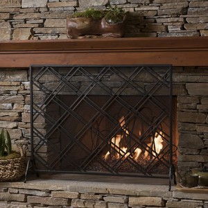 Protector de Chimenea Metálico con Rejilla Geométrica, Protector de Chispas Decorativo con Marco de Acero Resistente, Protector de Hogar Independiente - Product Image 3