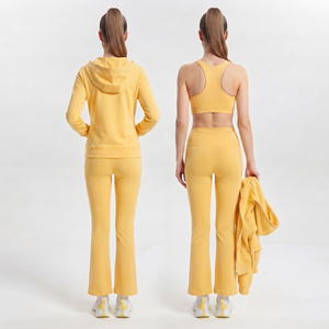 Ensemble de yoga 3 pièces pour femme en polyester, comprenant une veste à capuche coupe ajustée, un legging évasé et un soutien-gorge de sport dos nageur à capuche. Vente en gros. - Product Image 2