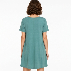 Robe décontractée pour femme, col rond, drapée, longueur genou, éco-responsable, manches courtes, coupe ample, ligne A, couleur unie, usage quotidien, vente en gros - Product Image 6
