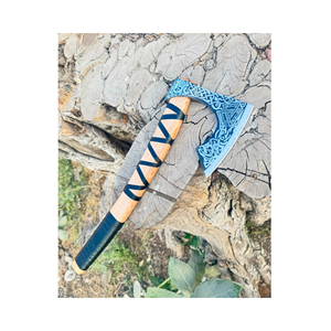 Hache de camping en acier carbone de haute qualité, fabriquée à la main, avec manche en bois, tête crantée, outil de bûcheronnage, personnalisable OEM THEWIZ - Product Image 1