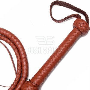 Fouets à chevaux de qualité supérieure, accessoires d'équitation durables avec une poignée confortable et un design équilibré pour l'entraînement équestre - Product Image 3