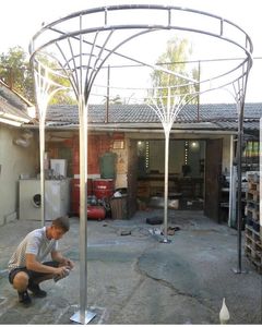 Modern FRP Lotus Style Frame for Indoor/<b>Outdoor</b> Events - Product Image 2