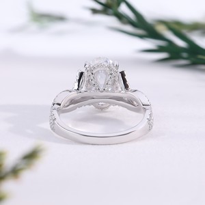 Anillo de Compromiso con Diamante Cultivado en Laboratorio de Corte Ovalado, Clásico, en Oro Blanco, con Banda Pavé Infinita, Anillos de Boda, Joyería Fina - Product Image 3