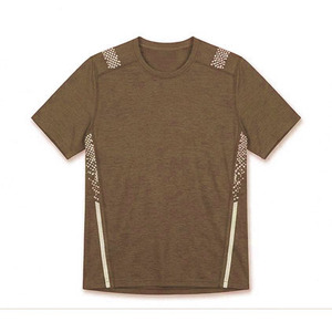 T-shirt personnalisé pour homme, style décontracté vintage, en coton vierge, avec logo imprimé sur mesure, par Reflected Running Customized Manufacturer - Product Image 3
