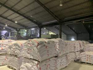 Revestimiento Líquido Acrílico en Aerosol de Calidad Premium de Vietnam, Marca VNT, VNT-800C, 97% de Blancura, Superventas, Precio Económico, Uso Industrial - Product Image 2