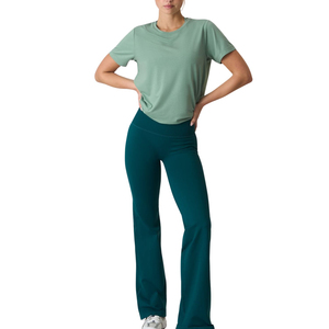 Vente en gros OEM – Nouveau T-shirt côtelé personnalisé pour femme, idéal pour le yoga, la gym et le sport – Collection été décontractée - Product Image 1