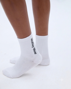 Chaussettes en coton personnalisées en gros, chaussettes de sport décontractées avec logo personnalisé, chaussettes unisexes de haute qualité, tissu premium - Product Image 1