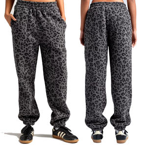 Pantalon de survêtement d'hiver pour femme à imprimé léopard personnalisé, taille élastique, qualité supérieure, pantalon de jogging, survêtement pour femme - Product Image 3