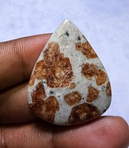 หินปูนแกรนเนตธรรมชาติเกรด AAA ขนาดสั่งทำได้ พลอยเม็ดเดี่ยวคุณภาพสูง 100% สำหรับการทำเครื่องประดับที่มีเอกลักษณ์ - Product Image 2