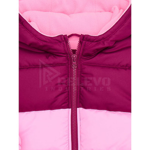 Blouson matelassé à capuche unisexe coupe régulière, coupe-vent, décontracté, avec fermeture éclair, color block, revêtement couleur personnalisé de haute qualité - Product Image 3