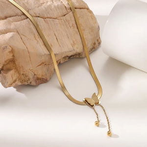 Elegante Collar de Mariposa Unisex con Diseño de Borla Hecho de Acero de Titanio Electrochapado - Product Image 1