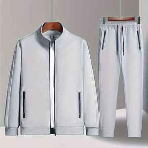 Trajes Deportivos Personalizados al por Mayor para Hombre, Nueva Llegada, Hechos en Fábrica, Alta Calidad, con Logotipo Personalizado - Product Image 3