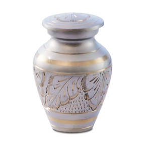 Urna de cremación de pareja de recuerdo para cenizas urnas decorativas de latón metálico últimos diseños urnas funerarias dobles suministros al por mayor - Product Image 3