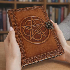 Diario de Cuero con Pentagrama Hecho a Mano, Libro de Hechizos Vintage, Grimorio de Brujería, Cuaderno Gótico, Diario de Estilo Antiguo, Regalo - Product Image 4