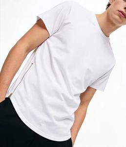 เสื้อยืดคอกลมแขนสั้นทรงปกติสำหรับผู้ชาย สีพื้น ผ้าถักลำลอง โลโก้ด้านหน้า ระบายอากาศได้ดี สีน้ำเงิน แดง ขาว ดำ - Product Image 4