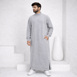 Thobe d'hiver en polaire à col montant, style arabe de Dubaï, pour hommes musulmans, en tissu thawab de qualité, Jubbah arabe au design moderne, personnalisable - Product Image 1