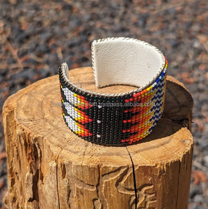 Bracelets en résine faits à la main, colorés et vibrants, pour femmes et hommes, bijoux artisanaux indiens uniques, vente en gros - Product Image 3